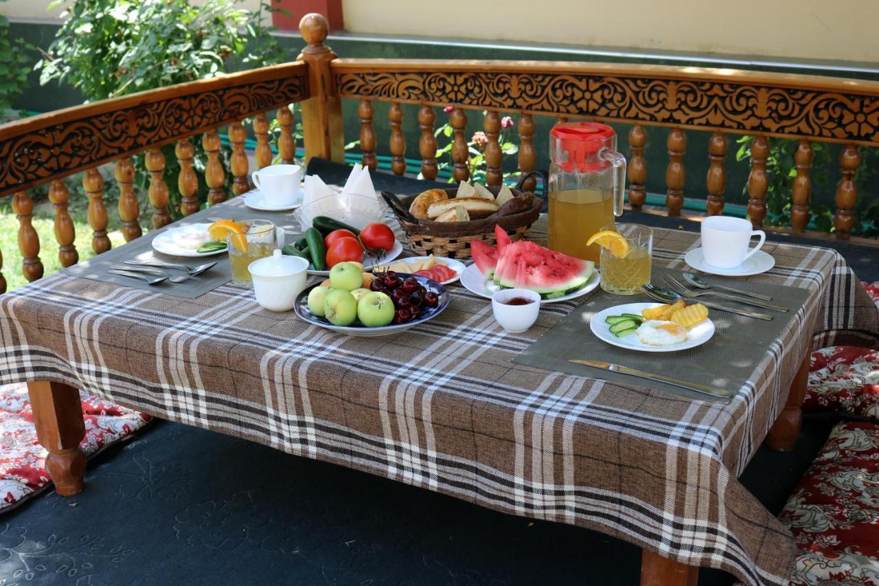 טשקנט Chinor Garden Hotel - Free Airport Pick-Up And Drop-Off מראה חיצוני תמונה