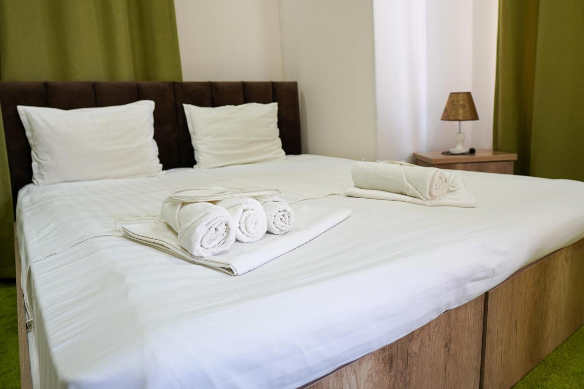 טשקנט Chinor Garden Hotel - Free Airport Pick-Up And Drop-Off מראה חיצוני תמונה