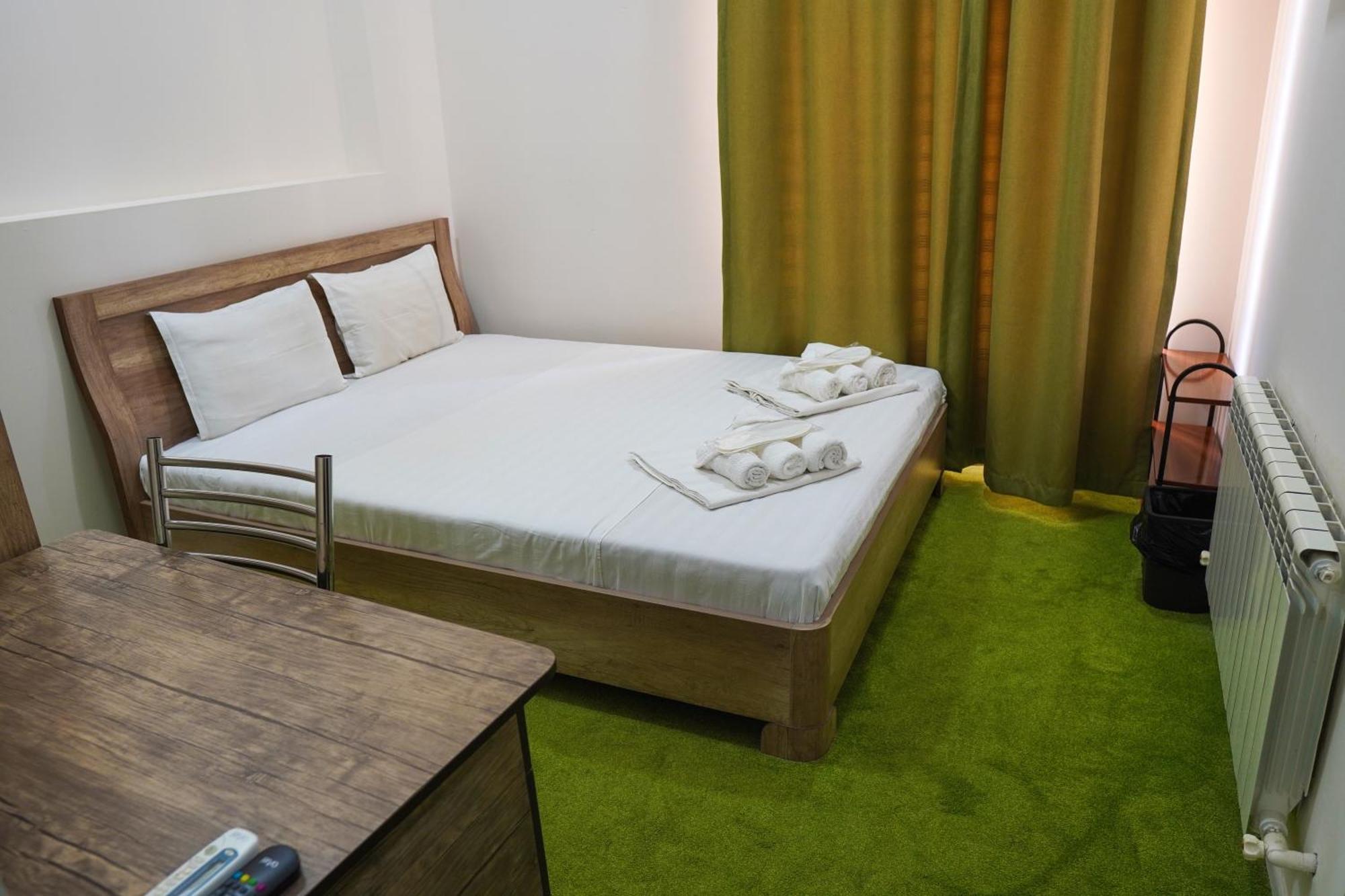 טשקנט Chinor Garden Hotel - Free Airport Pick-Up And Drop-Off מראה חיצוני תמונה