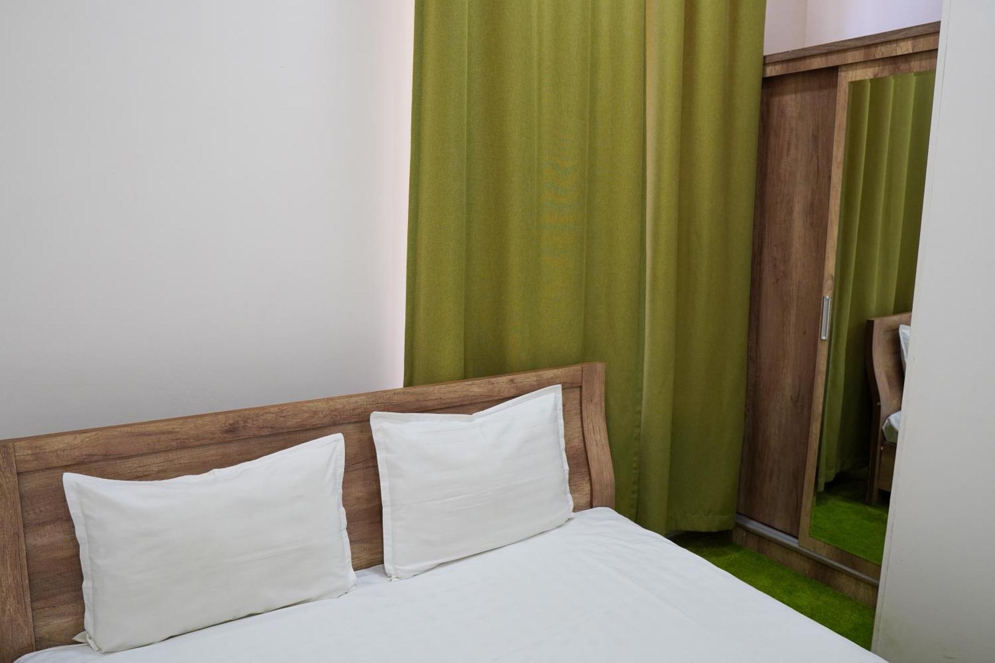 טשקנט Chinor Garden Hotel - Free Airport Pick-Up And Drop-Off מראה חיצוני תמונה